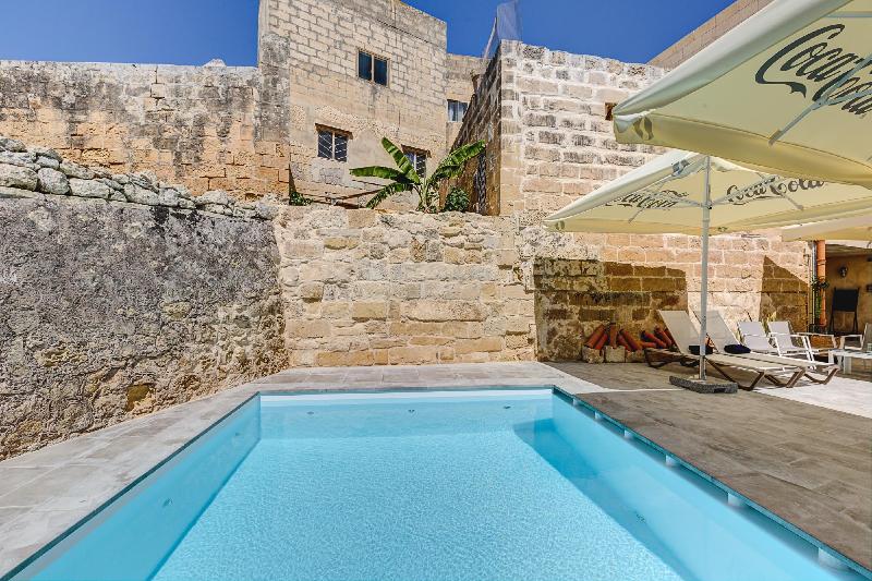 Talbot & Bons Bed & Breakfast