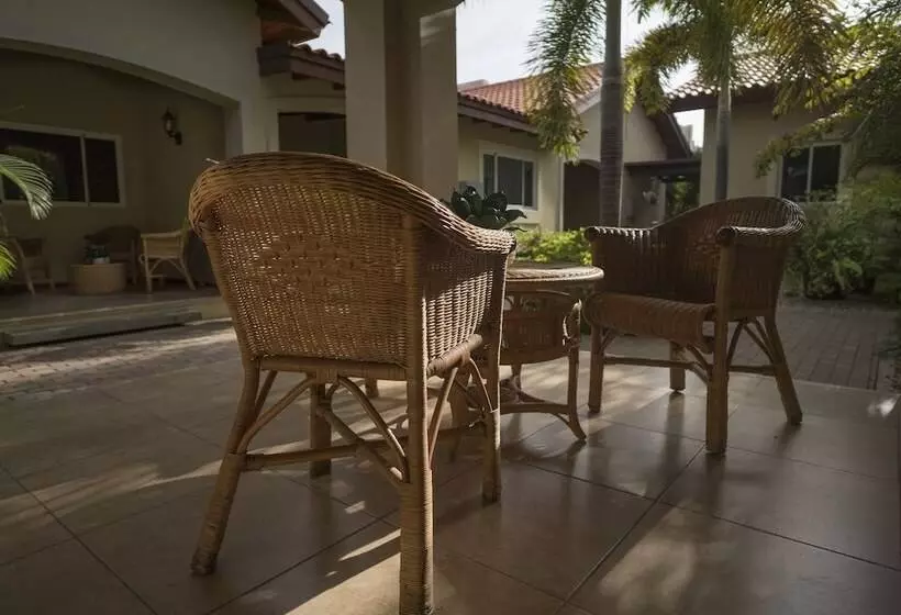Costa Esmeralda Village