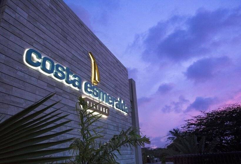 Costa Esmeralda Village
