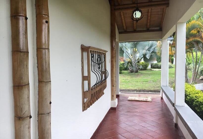 هتل روستایی Finca Agroturistica Alejandria