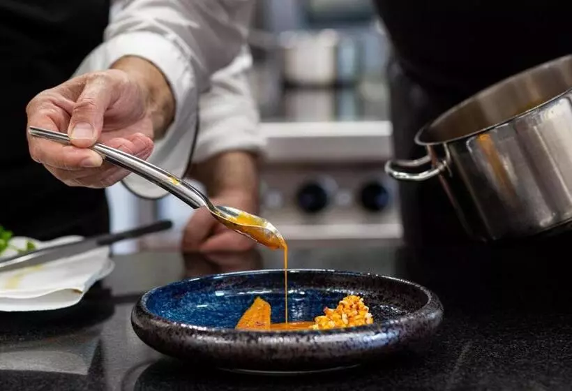 Hotelli Weinhaus Uhle