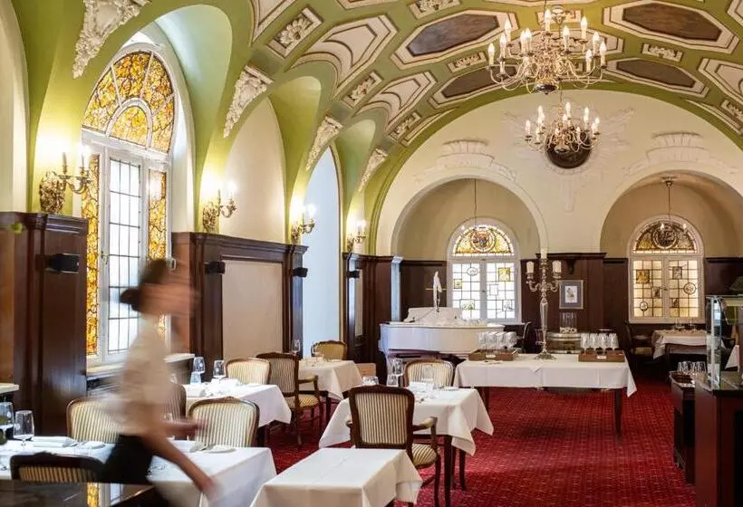 Hotelli Weinhaus Uhle