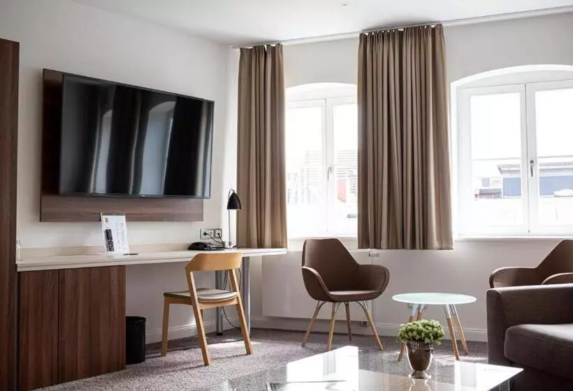 Hotelli Weinhaus Uhle