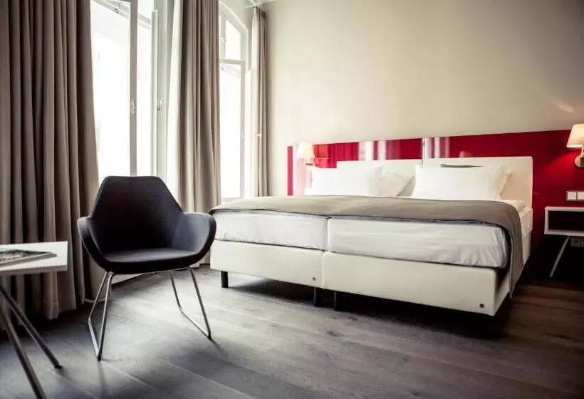 Hotelli Weinhaus Uhle