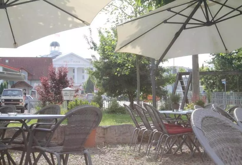 Majatalo Gastehaus Am Wasserpark