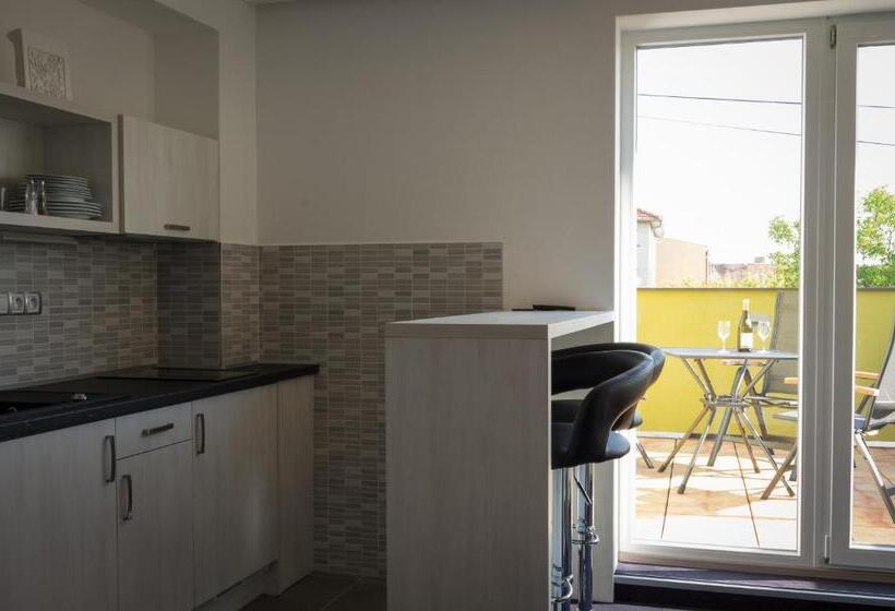 ペンション Villa Kiwi