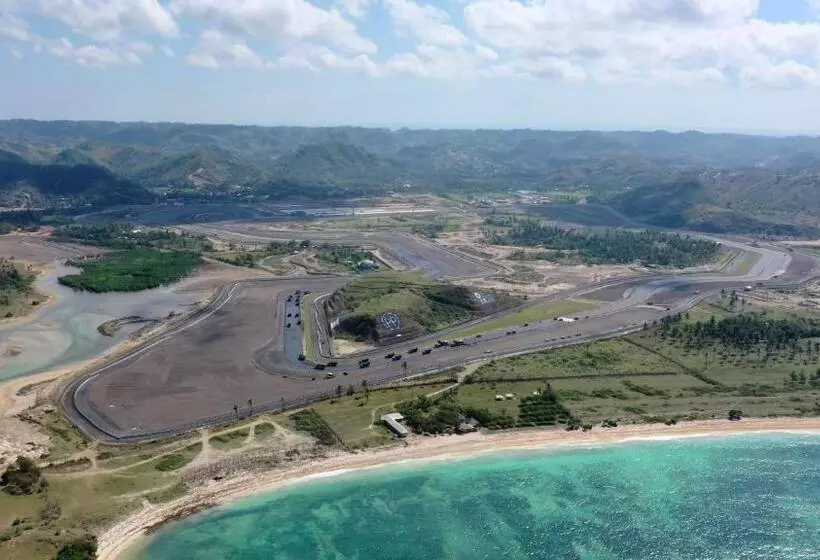 ベッドアンドブレックファースト Kuta Garden