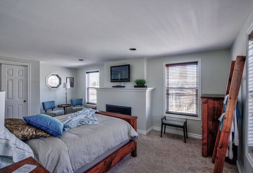 Finlay House Bed And Breakfast Niagara On The Lake