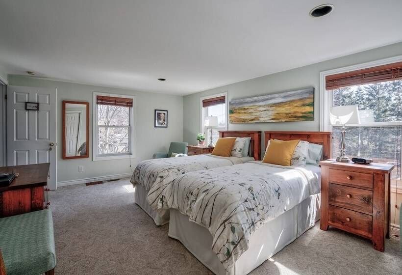 Finlay House Bed And Breakfast Niagara On The Lake