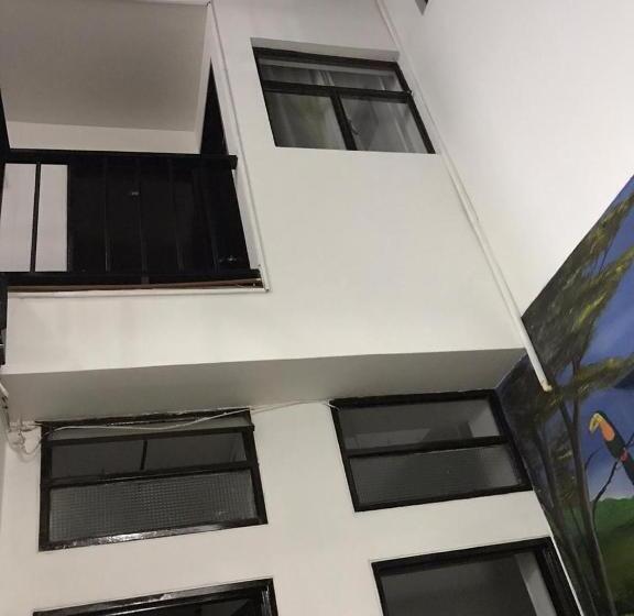 هتل Hostal El Eden Manizales