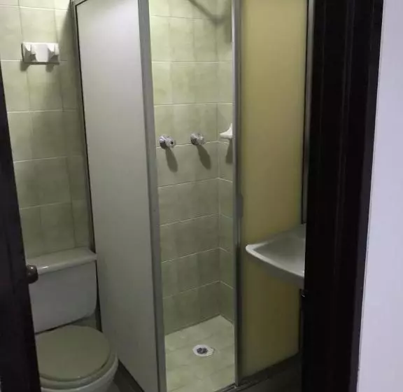 Hotelli Hostal El Eden Manizales