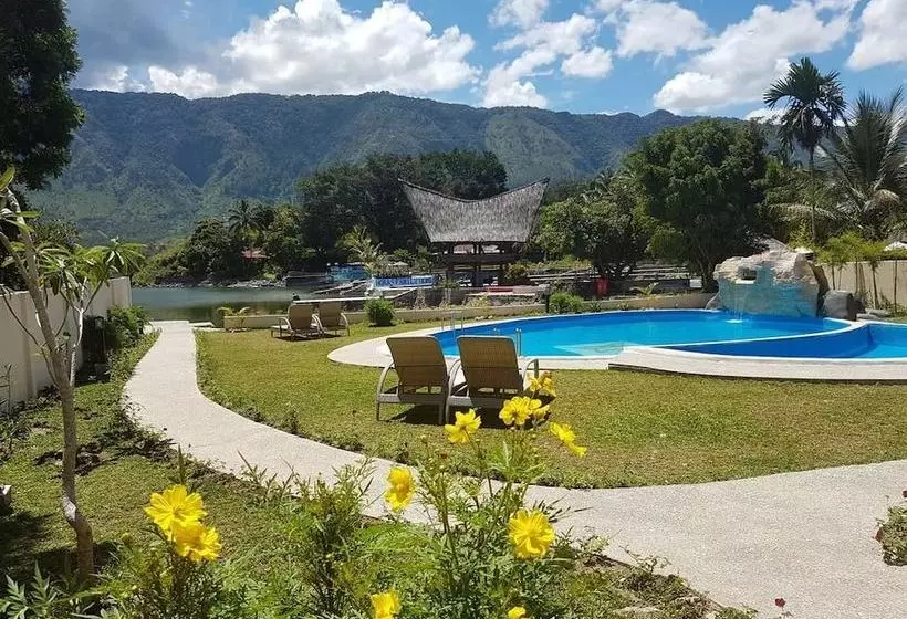 Hotelli Zoe S Paradise Waterfront