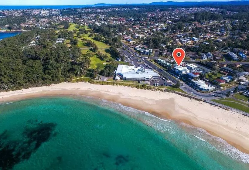 Mollymook Beachfront Executive Apartment