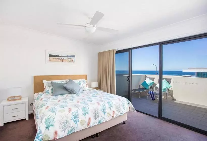 Mollymook Beachfront Executive Apartment