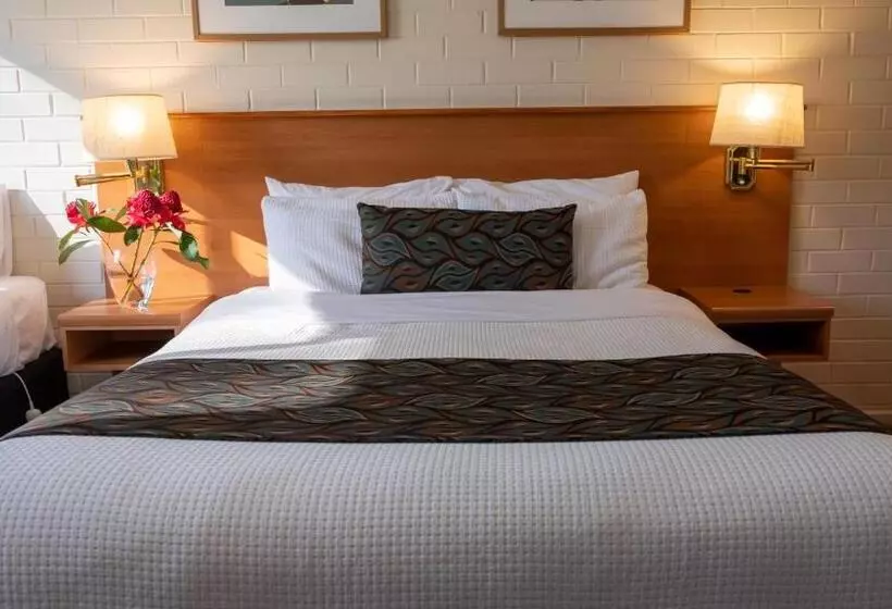 Motelli Parkview Motor Inn And Apartments