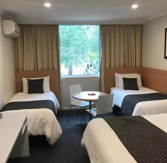 Motelli Parkview Motor Inn And Apartments