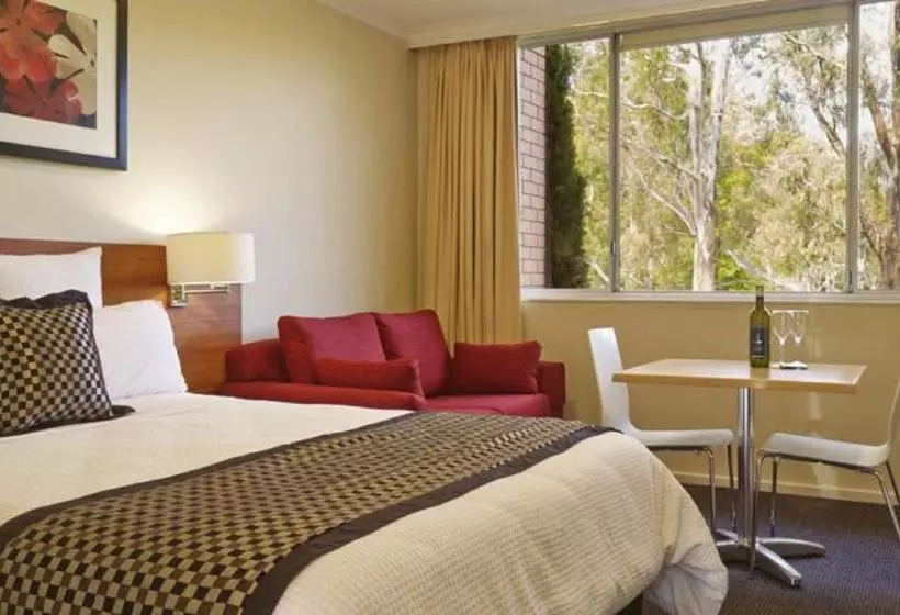 Motelli Parkview Motor Inn And Apartments