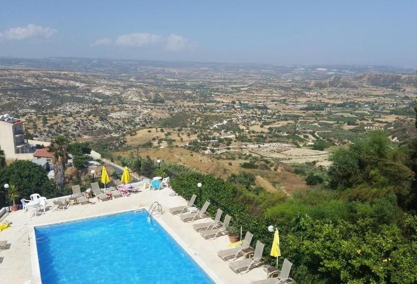 Pissouriana Hotel Apartments