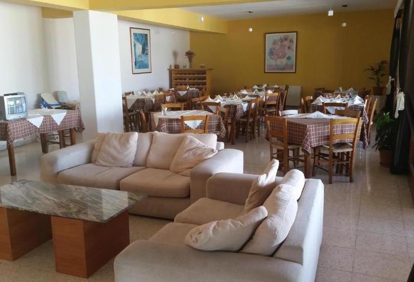 Pissouriana Hotel Apartments