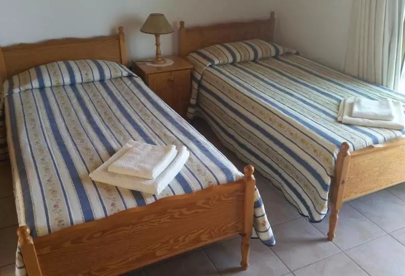 Pissouriana Hotel Apartments