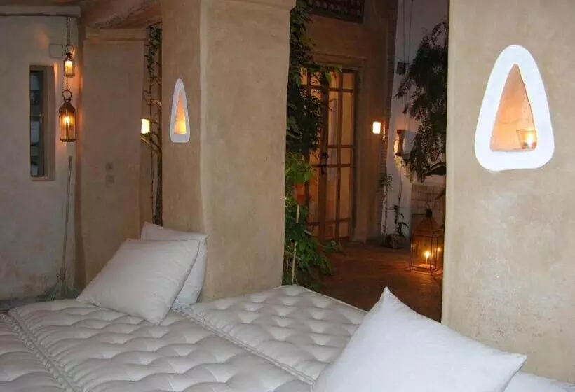 Aamiaismajoitus (B&B) Dar Zahia