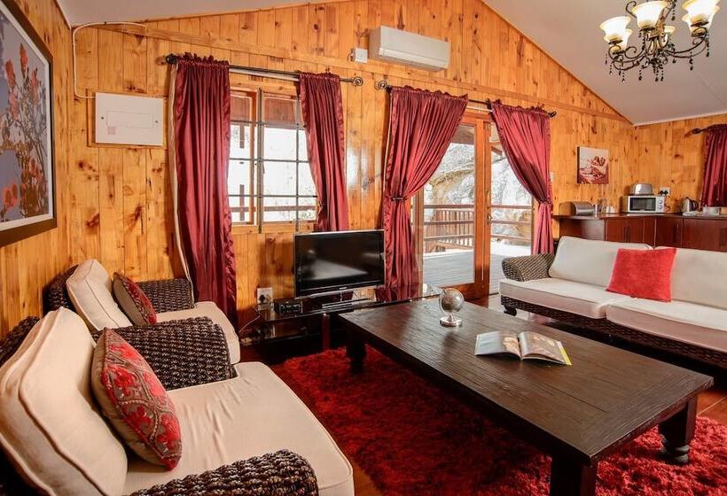 בית מלון כפרי Casambo Exclusive Guest Lodge