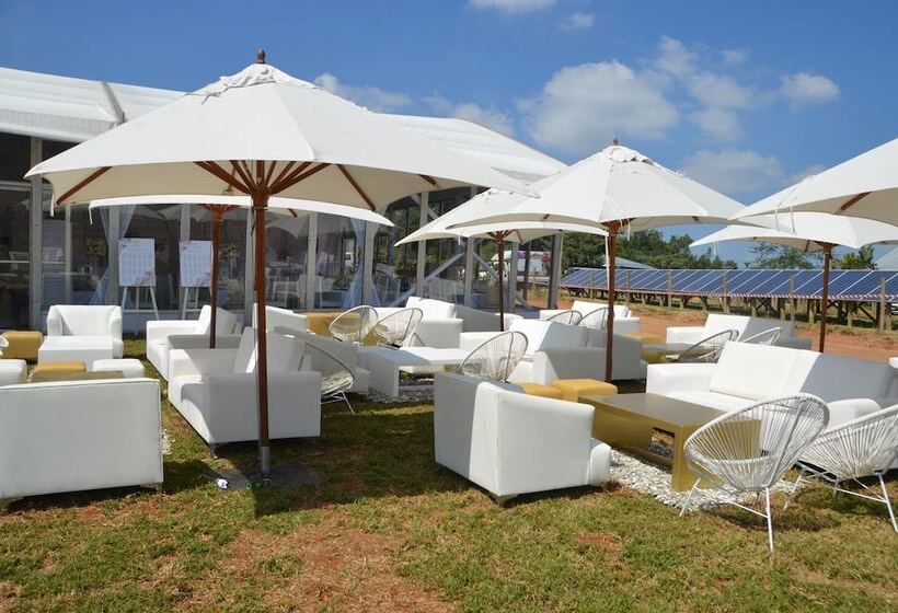 בית מלון כפרי Casambo Exclusive Guest Lodge