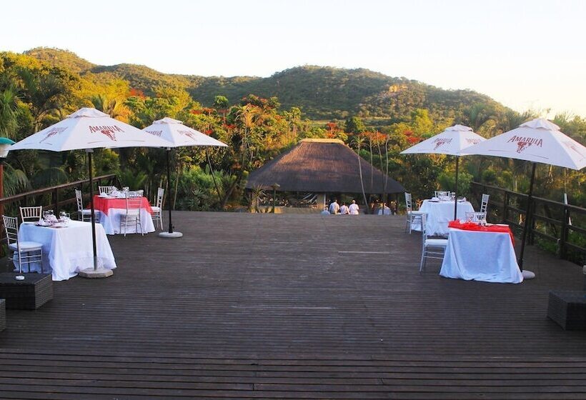 בית מלון כפרי Casambo Exclusive Guest Lodge