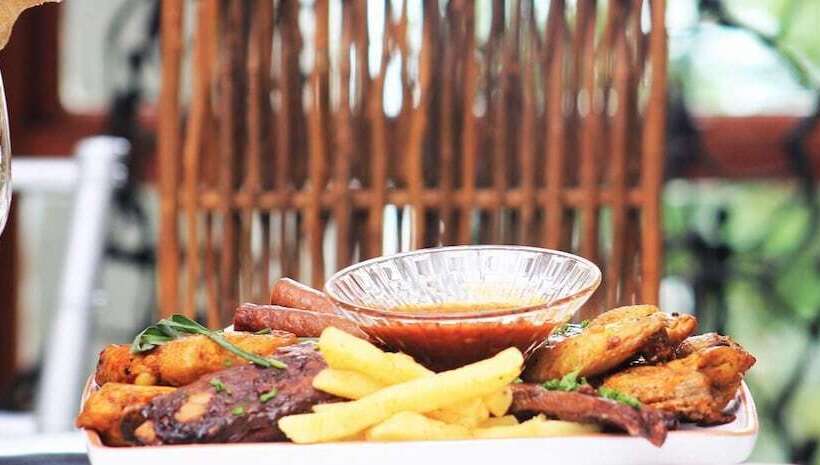 בית מלון כפרי Casambo Exclusive Guest Lodge