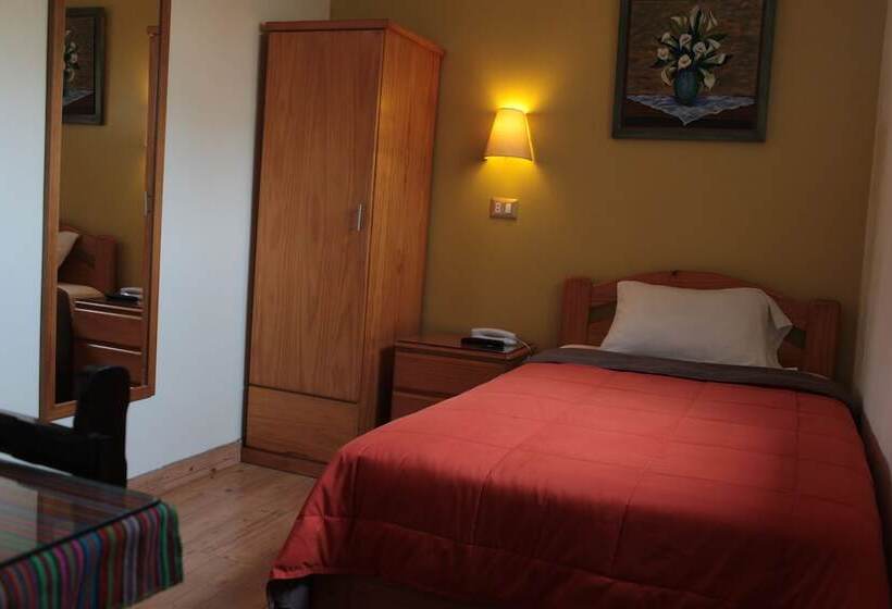 هتل Hospedaje Tinkus