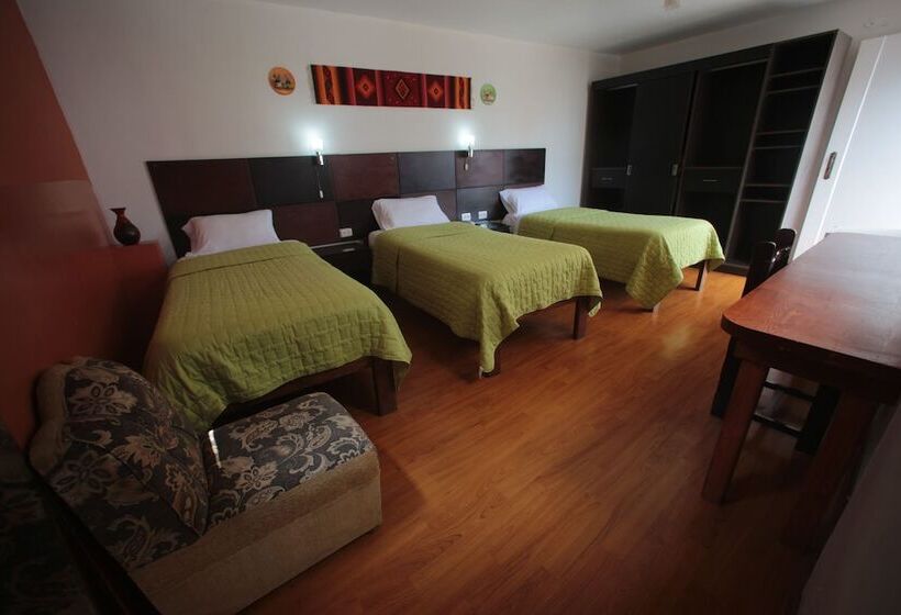 هتل Hospedaje Tinkus