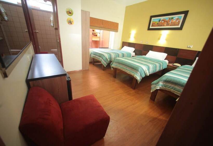 هتل Hospedaje Tinkus