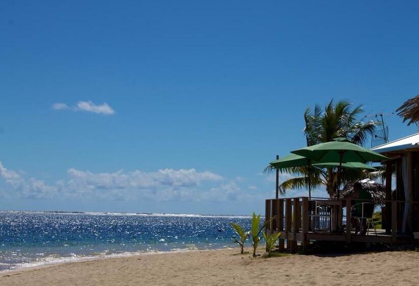 هتل Savaii Lagoon Resort