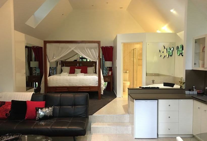 Linger A While Chalet