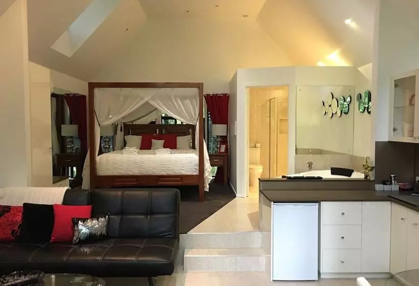 Linger A While Chalet