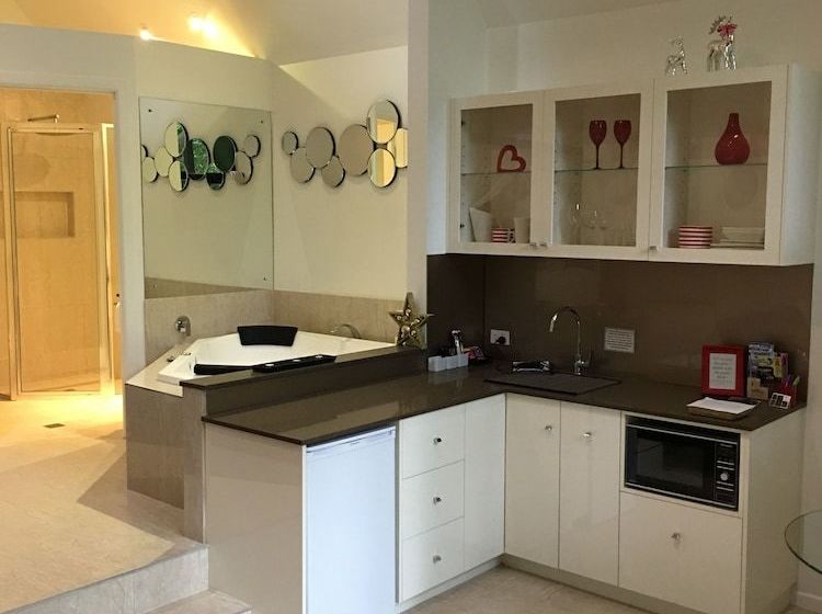 Linger A While Chalet