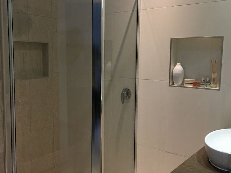 Linger A While Chalet