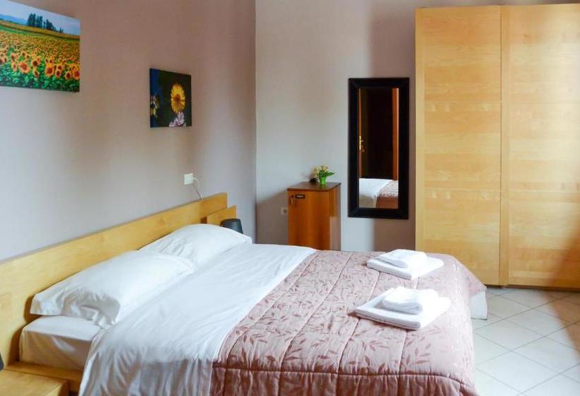 ペンション Weekend Accommodation