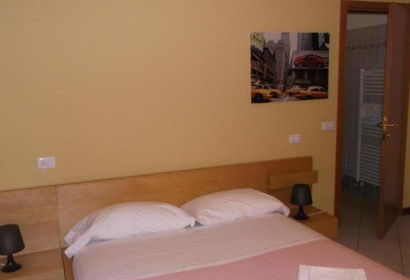 ペンション Weekend Accommodation