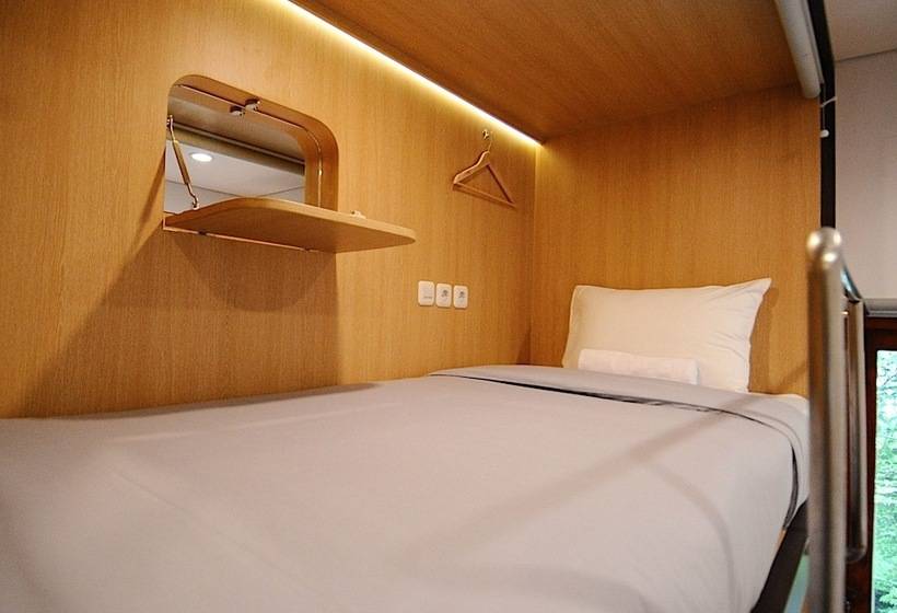 Schronisko Kamala House