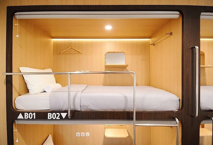 Schronisko Kamala House