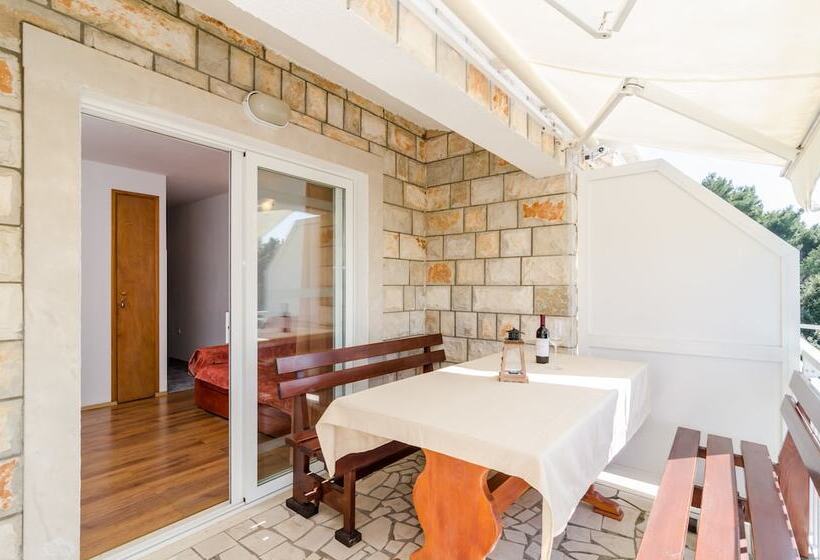 Apartments Villa Ana Dingac