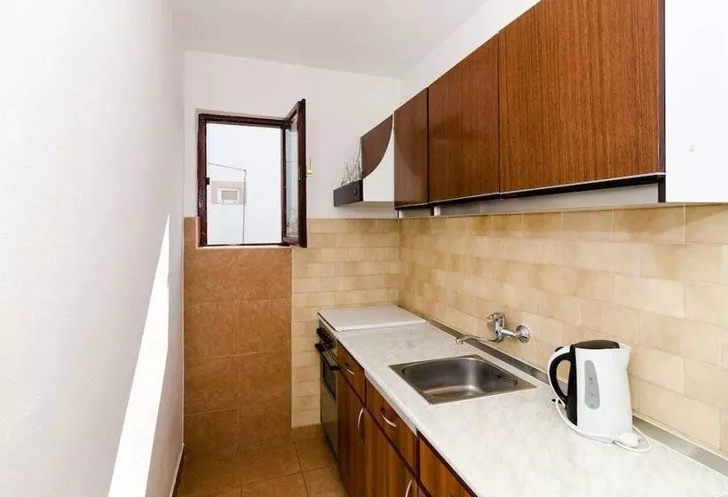 Apartments Villa Ana   Dingac