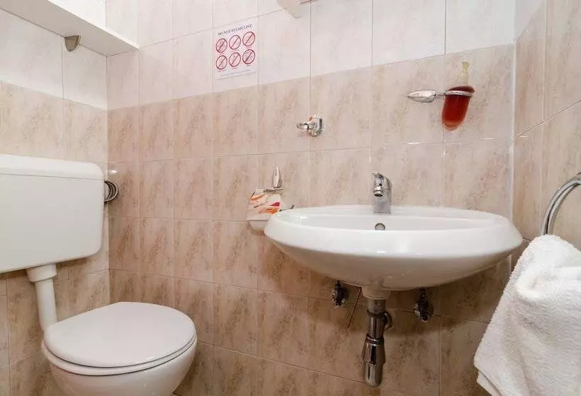 Apartments Villa Ana   Dingac