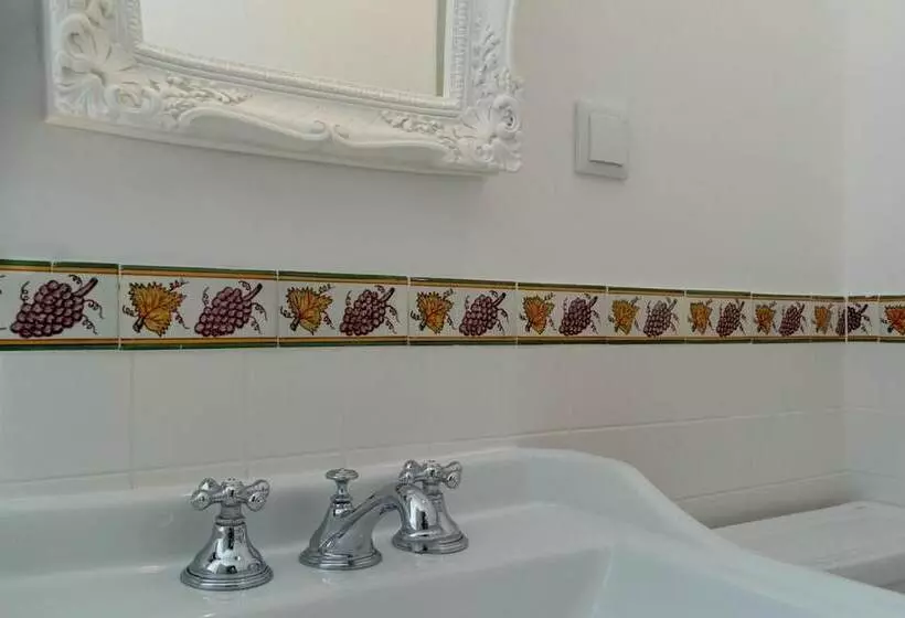 تختخواب و صبحانه Casa Do Vinho Sintra Guest House