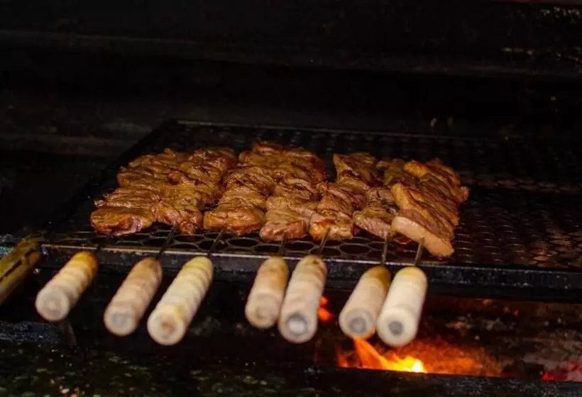 Hotelli E Espetaria Della Vita