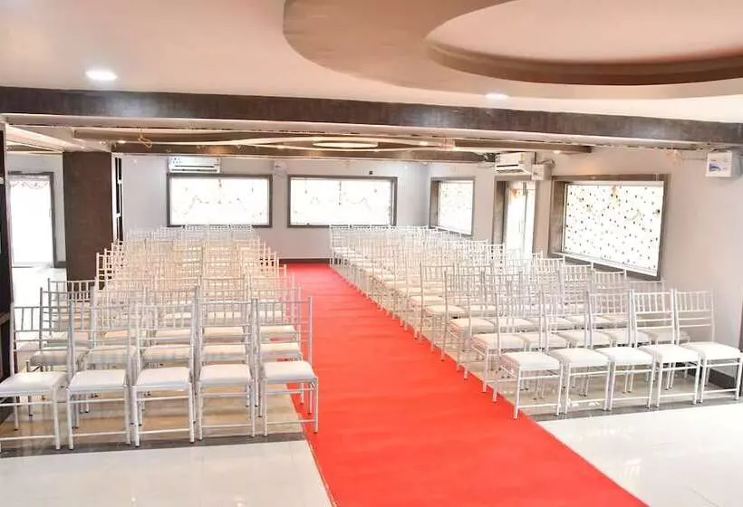 Hôtel Galaxy 16