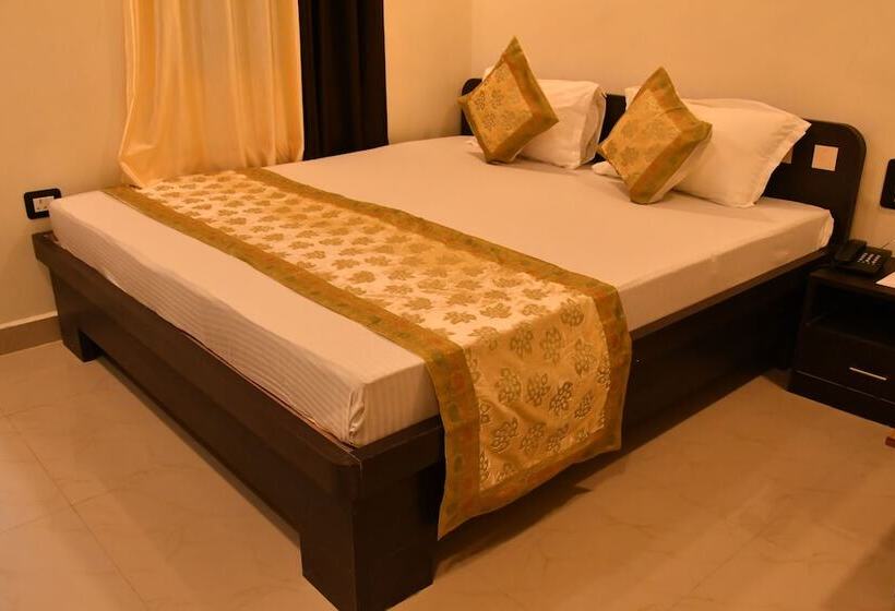 בית מלון כפרי Galaxy 16