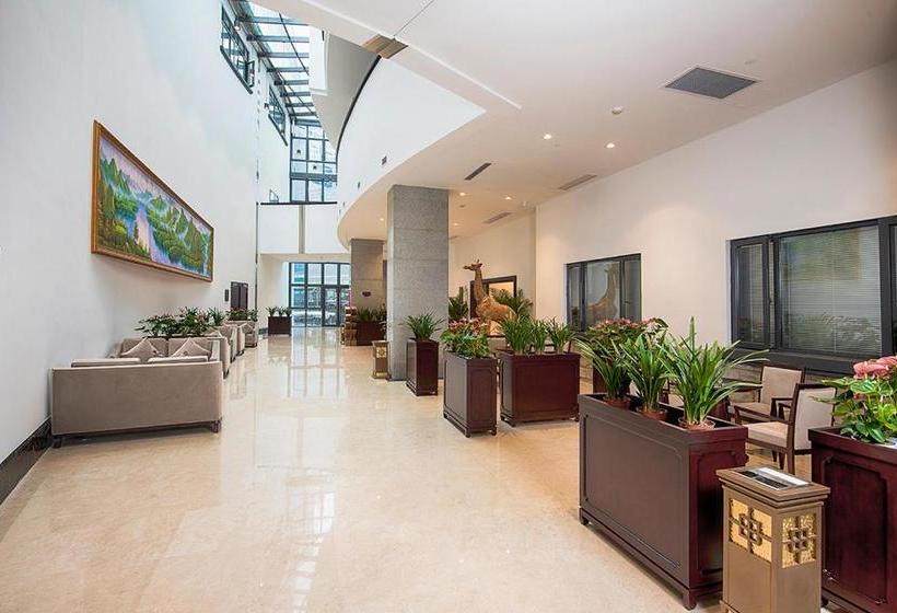 Отель Huading International