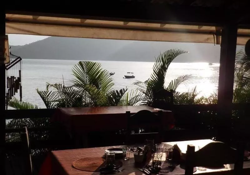 Hotelli Pousada Cruzoé